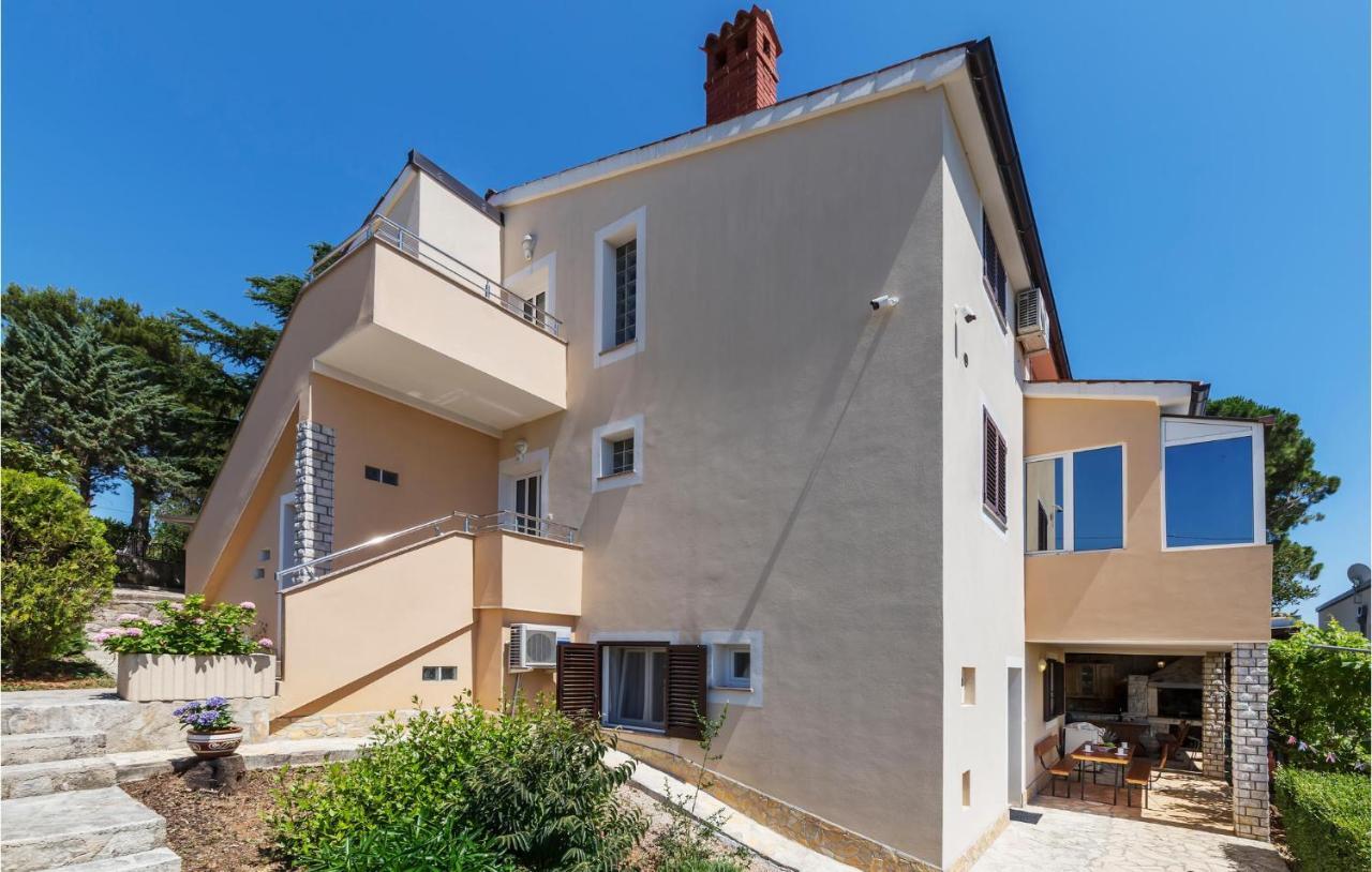 Cozy Apartment In Pula With Kitchen ภายนอก รูปภาพ
