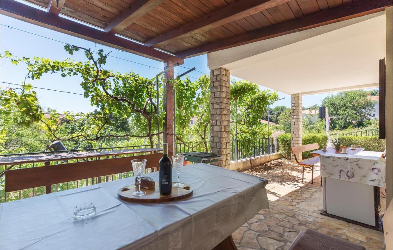 Cozy Apartment In Pula With Kitchen ภายนอก รูปภาพ